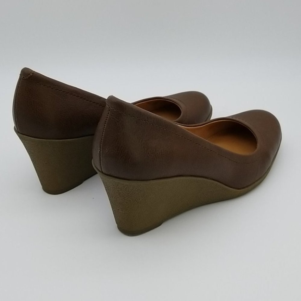 American Living Wedges - Picture 5 of 8
